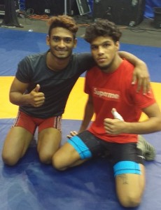 Nawien Bepat en de Cubaan Cristian Solenzal Lopez na hun partij