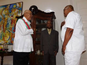 1 Eric Grauwde nu  districtscommissaris Paramaribo Zuid-West