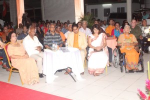 2FOTO 2Dankdienst bij 70 jaar VHP FOTO ONDERWEG