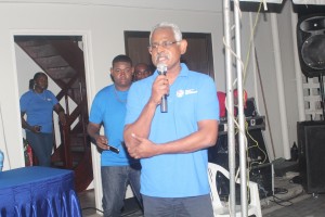 Voorzitter Gerold Sewcharan van PRO (foto: Regilio Derby)