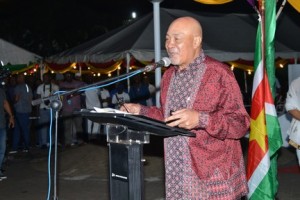 1BIJSCHRIJFTEN REVO foto's 2