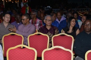 1BIJSCHRIJFTEN REVO foto's 3