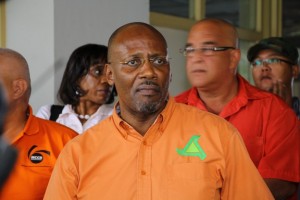 Duiker worstelt met CLAD