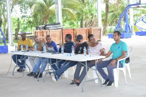 Het bestuur van de Surinaamse Politiebond tijdens de alv (foto: Regilio Derby)