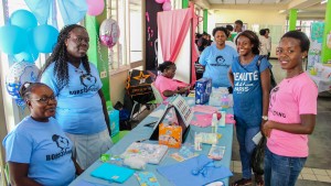 Studenten Covab organiseren mini-informatiebeurs (2)