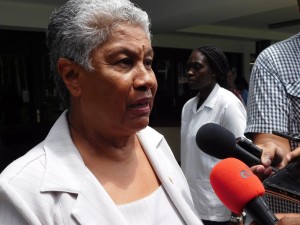 Minowc-minister Lilian Ferrier