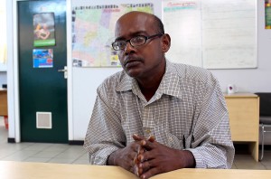 2Bhikharie roept op tot boycotten NDP massameeting Nickerie