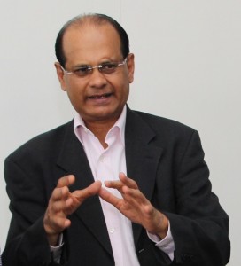 2Parmessar wil comité-generaal over Chinese Fabrieksschepen