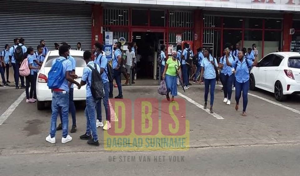 Covid-awareness onder jongeren – Dagblad Suriname