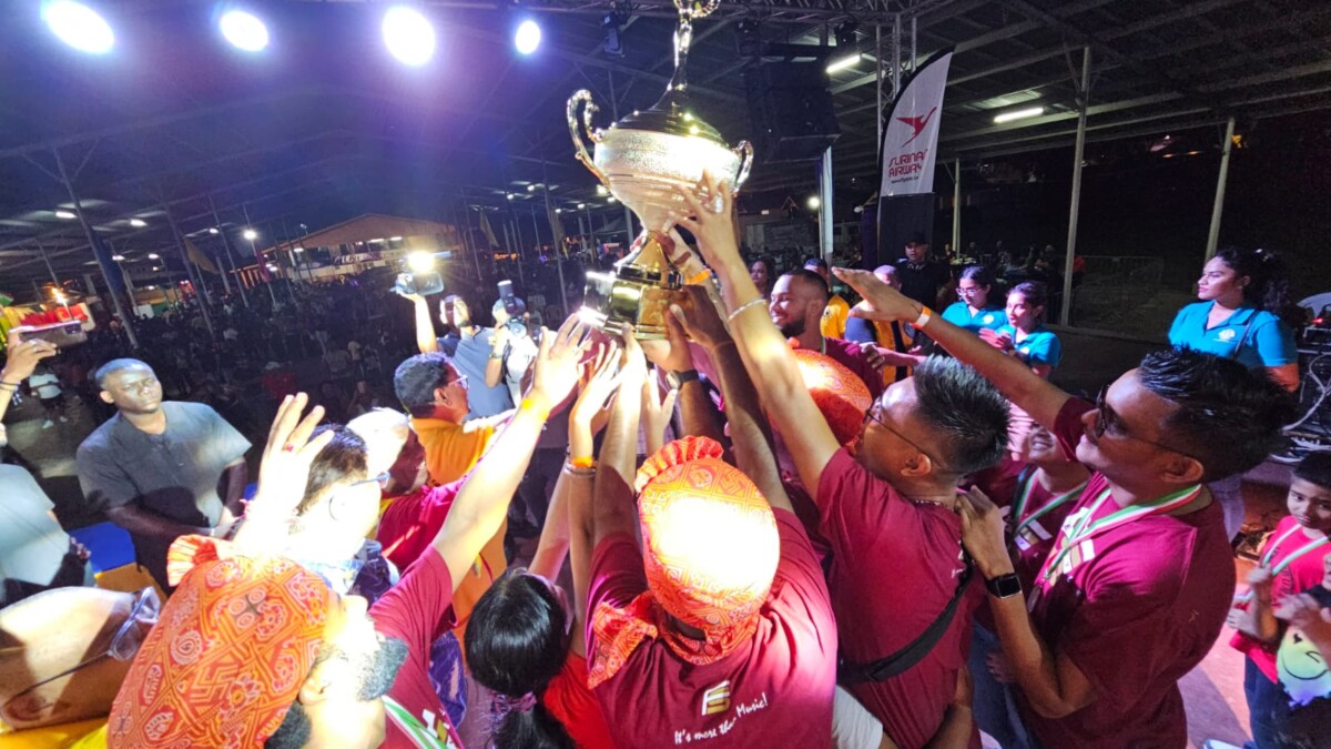 Freestyle (Suriname) winnaar International Duck Curry Competition