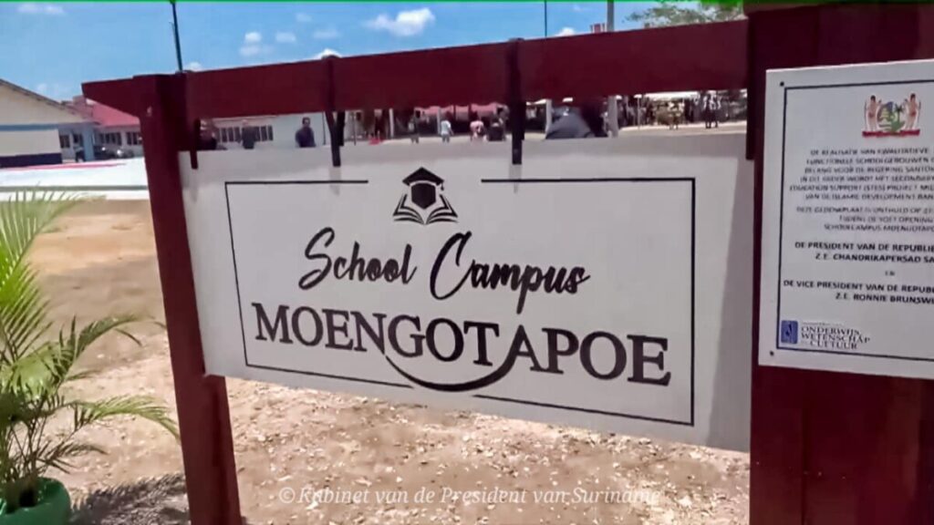 School Campus in Moengotapoe een feit Dagblad Suriname
